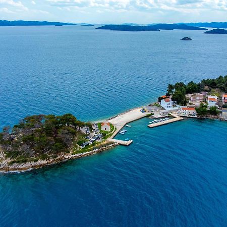 Apartments With A Parking Space Savar, Dugi Otok - 8127 Exterior foto